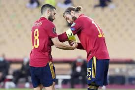 Spanien hat sich für die em 2020 endrunde qualifiziert. Kein Real Profi In Em Kader Ramos Reagiert