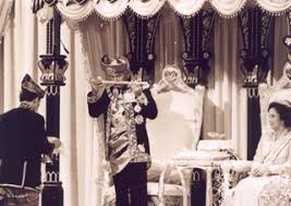 Viral !maksud disebalik duli yang maha mulia dipertuan agong. Pertabalan Yang Di Pertuan Agong Wikiwand