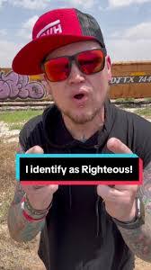 Matt Updike's Instagram, Twitter & Facebook