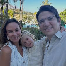 Hoy es mi primer cumpleaños sin ti. Me despierto con un vacío en mi alma  tan profundo que me duele respirar. Hoy decido quedarme con todos los  regalos maravillosos que me dejaste