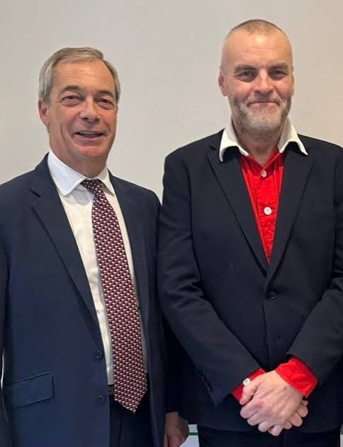 Nigel Farage is urged to pick a side after Reform infighting intensifies |  Daily Mail Online