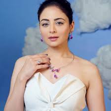 Buy Enamel Bird Necklace at Kicky & Perky