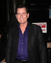 Charlie sheen has a reason to celebrate independence day that has nothing to do with america. Charlie Sheen Celebrates One Year Anniversary Since Giving Smoking By Encouraging Others To Quit Daily Mail Online