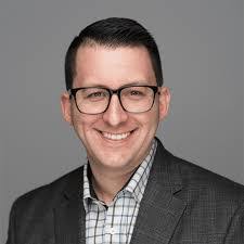 Ryan Quinn's Instagram, Twitter & Facebook