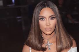 Kim and khloe kardashian reveal where kris jenner stands with caitlyn on kuwtk. Kim Kardashian Sports Chunky 90s Highlights In New Kkw Beauty Campaign Photos Allure