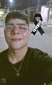 UN HOMBRE FUE AS3SINADO CON ARMA BLANCA EN LA CALLE 16 CON CARRERA PRIMERA,  SECTOR PUERTO DE LAS LANCHAS. Anoche se presentó un hecho vi0lento en el  municipio de La Dorada, donde