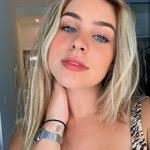 Deanna Muncy's Instagram, Twitter & Facebook