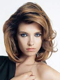 This hairstyle for men having medium length hair have become one of the popular medium hairstyles for men, where the hair is combed to the layered cut is for those having medium thin or thick hair, and is one of the most followed medium hairstyles men. 28 Medium Length Layered Hairstyles To Try