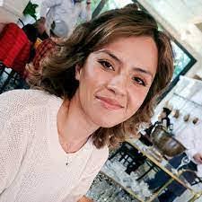 Ana Murzi's Instagram, Twitter & Facebook