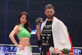 Rizin — вполне серьезный промоушен. Prochazka Asakura Shine At Rizin 19 With First Round Tko Wins Asian Mma