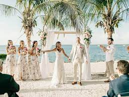Coral Beach Wedding Venue Florida Keys Key Largo Lighthouse Beach Weddings Florida Wedding Venues Florida Wedding Venues Beach Romantic Beach Wedding