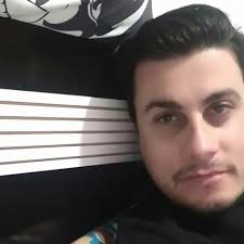 Primeiro que ninguém tem bola de cristal pra saber a previsão do tempo e  com certeza é um evento que teve antecedência pra acontecer. Segundo que o  Neymar é um flopado né