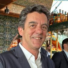 Solar dos Viscondes de Rio Torto, em Treixedo, Santa Comba Dão depois dos  incêndios deste fim de semana. Fotos enviadas por Pedro Abranches D'Aguiar  Mateus