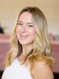 Lilly Carlson's Instagram, Twitter & Facebook