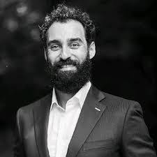 Hernan Zini's Instagram, Twitter & Facebook