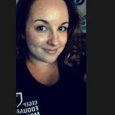 Amanda Auger's Instagram, Twitter & Facebook