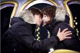 Kill me, heal me is the story of a man in the 3rd generation of financier family but was split personality with 7 different character. K Drama Time Machine Ji Sung Incredible Acting Powers Up Kill Me Heal Me