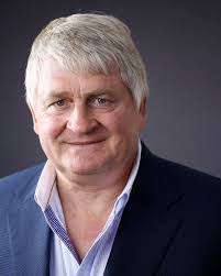 Bert Mcintosh's Instagram, Twitter & Facebook