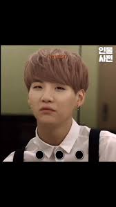 Pin de DEEPA KASTURI en BTS [Video]