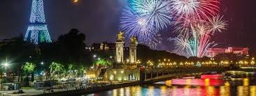 Les feux d'artifice des 13 et 14 juillet 2021 dans le val d'oise (95) les concerts et les soirées. Le 14 Juillet 2021 A Paris Feu D Artifice Defile Croisieres Concert Stillinparis
