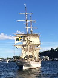 It is used in the coat of arms/logo of many. Briggen Tre Kronor Stockholm Aktuelle 2021 Lohnt Es Sich Mit Fotos