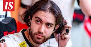 Virtus.pron Jamen peli kaatui CS-majorin kriittisellä hetkellä