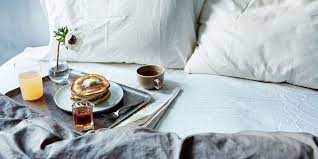 20 Dishes To Very Easily Eat In Bed Self