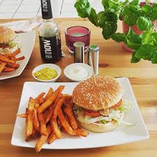 The Best Vegetarian Restaurants In Dusseldorf Best Vegetarian Restaurants Vegetarian Gluten Free Food Options