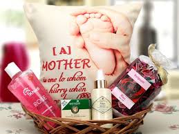 Shop for mom to be gifts at bed bath & beyond. 12 Gorgeous Gift Hampers For Mothers Day Parenting
