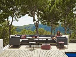 Flex Dining Lounge Combines Excellent Comfortable Seating With A Practical Dining Suite Outdoor Outdoor Dining Table Minimalist Decor