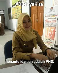 Foto Lucu Bergerak Blond 800x1000 Wallpaper Teahub Io
