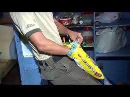 Detectores de metales un detector de metales tpico consiste en una bobina horizontal situada justo sobre la tierra u otra superficie. El Ingenio De Los Reos Para Esconder Droga Celulares Y Armas No Tiene Limite Youtube