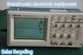 Dave dissects and then powers up the tektronix tds220 oscilloscope used in the mud run. Tektronix Tds220 Digital Storage Oscilloscope 100mhz Bandwidth Two Channel Sample Rate 1gs S Digital Storage Oscilloscope Oscilloscope Dso Oscilloscope Analogoscilloscope Multimeter Aliexpress