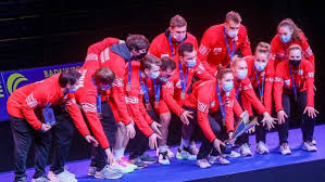 Jeg kan mærke danmark vinder em sejren er så tæt på vi kan se den og mon ik' vi også vinder vm det jeg helt sikker på. Suveraent Danmark Vinder Em Guld For Fjerde Gang I Traek Badminton Dr