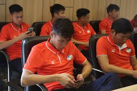 Nhà đkvđ có thể vượt vũ môn? Clb Bong Ä'a Viettel á»§ng Há»™ Phong Chá»'ng Dá»‹ch Bá»‡nh Covid 19