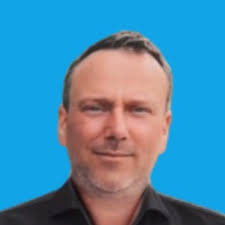 Das Innsbrucker Versicherungsunternehmen Steinmayr & Co Insurance Brokers  erweitert sein Geschäftsfeld und beteiligt sich ab 1.