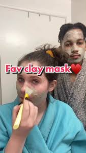 Isntree Real Mugwort Mask: Soothing Clay Experience