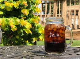 The accommodations offers a sun terrace. Feine Coffee