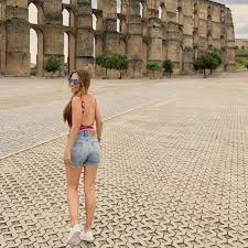 Cheira mal, cheira a lisboa. Joana Amaral Dias Pedida Em Casamento Por Fernando Alvim E Pelo Namorado Recusou Os Dois Maria Pt