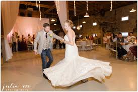 I want to receive the latest dressbarn catalogues and exclusive offers from tiendeo in wichita falls tx. Kristen Adrian Henrietta Tx Wedding At The Rock Barn Julia M Photography