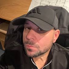 Alan Blair's Family Fishing Holiday now live! 🙌🎣 Click here to watch 👉  https://youtu.be/uZzfNyqtYMM #nashtackle #nashbait