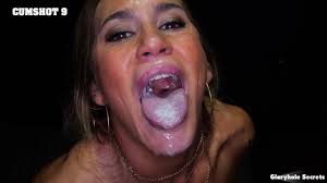 Constance - CumGloryHole.se