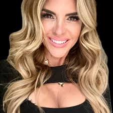 Please help us in CONGRATULATING the 2018 Pacific Coast Cutting Horse  Association Hall of Fame honorees, Terry Larrabee of “Core Balance,” Mrs.  Paula Gaughan and Luke Bakey of “Bakey Cutting Horses.” 👏🏼👏🏼👏🏼