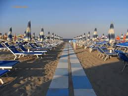 A milano marittima si trovano due. Bild Strand Beim Bagno Flamingo Beach Zu Milano Marittima In Milano Marittima