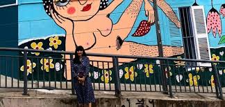La cantante mon laferte inauguró un gigantesco mural que pintó recientemente en un edificio en valparaíso. Jafptg6pmga4xm