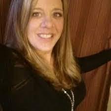 Constance Staples's Instagram, Twitter & Facebook