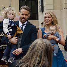 Kinder is an ex london sikh cockney geezer, now bigging it up for jesus and working in sheffield since 2003. Diesen Song Spielte Ryan Reynolds Fur Blake Lively Im Kreissaal Stern De