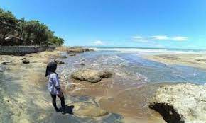 Pantai manalusu ini berada di kecamatan cikelet, kabupaten garut. Pantai Taman Manalusu Abdirakyatnews