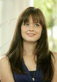 Rory Gilmore Photo Rory 3 Rory Gilmore Hair Flicks Haircut Hair Photo