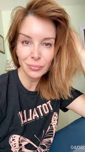 Happy 18th Wedding Anniversary my darling @mattcheadlemusic 🥰🥂🍾 and 21  years together through this roller coaster of  life🎢🎸🐈‍⬛🐎🐎📸🇺🇸🇬🇧🇪🇸🇳🇿Lets see where our adventures take us  next! 💃LET LOVE RULE 🙌🩷😎 As usual shout